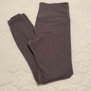 Athleta Elation Leggings in gray. Size small.